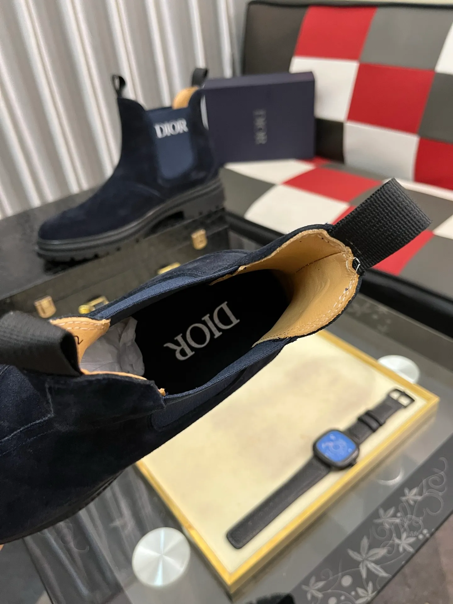Men's shoes 💰500⌚️⌚️"Dior" Gaoban short boots ⚠️⚠️Top purchasing agents🔍🔍Men's 2023 HK counters are on sale simultaneously. Sole: The original sole is specially provided by the original factory. The exclusive movable molded sole is super comfortable. The original factory and the single product are handmade🔍🔍. The details determine the quality. We only make shoes with care. You can enter and exit the counter at will. Welcome to compare. 🇮🇹Size: 38-444️⃣Colors available